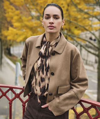Jacket Suede Collar & Pockets