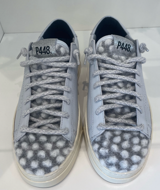 Jack Sneaker, Luil